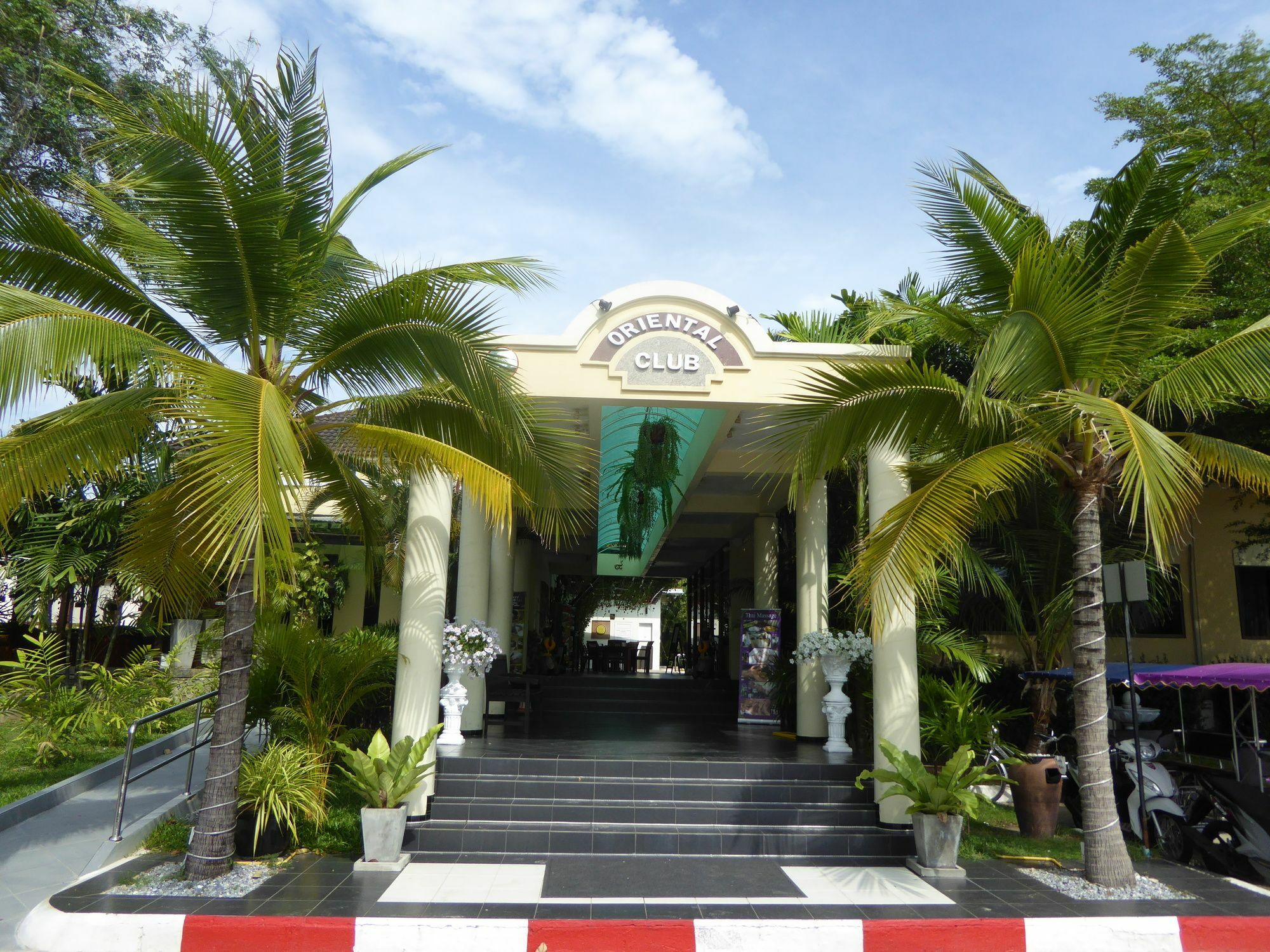 Tropicana Beach Villa At Vip Resort บ้านเพ ภายนอก รูปภาพ