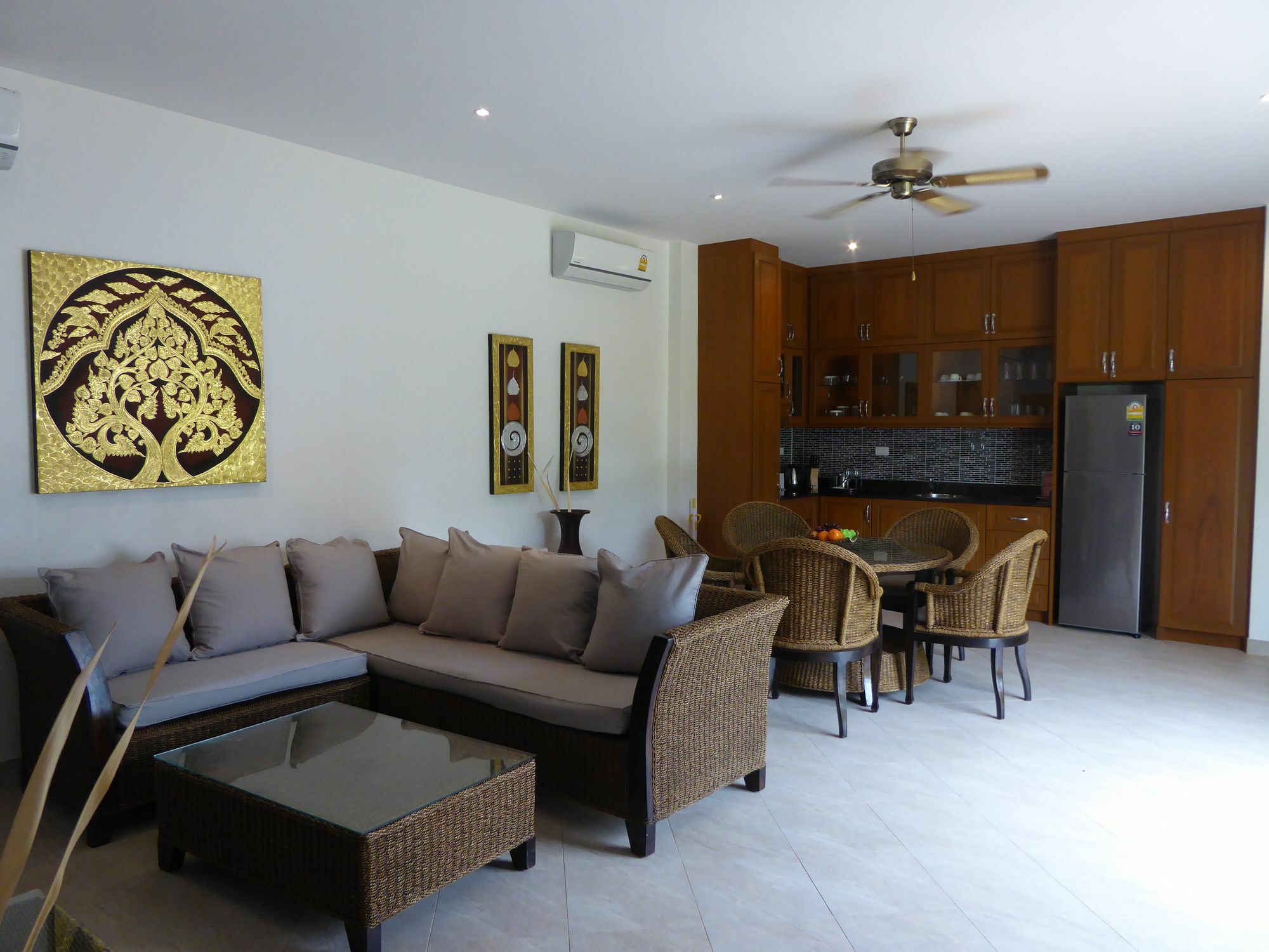 Tropicana Beach Villa At Vip Resort บ้านเพ ภายนอก รูปภาพ