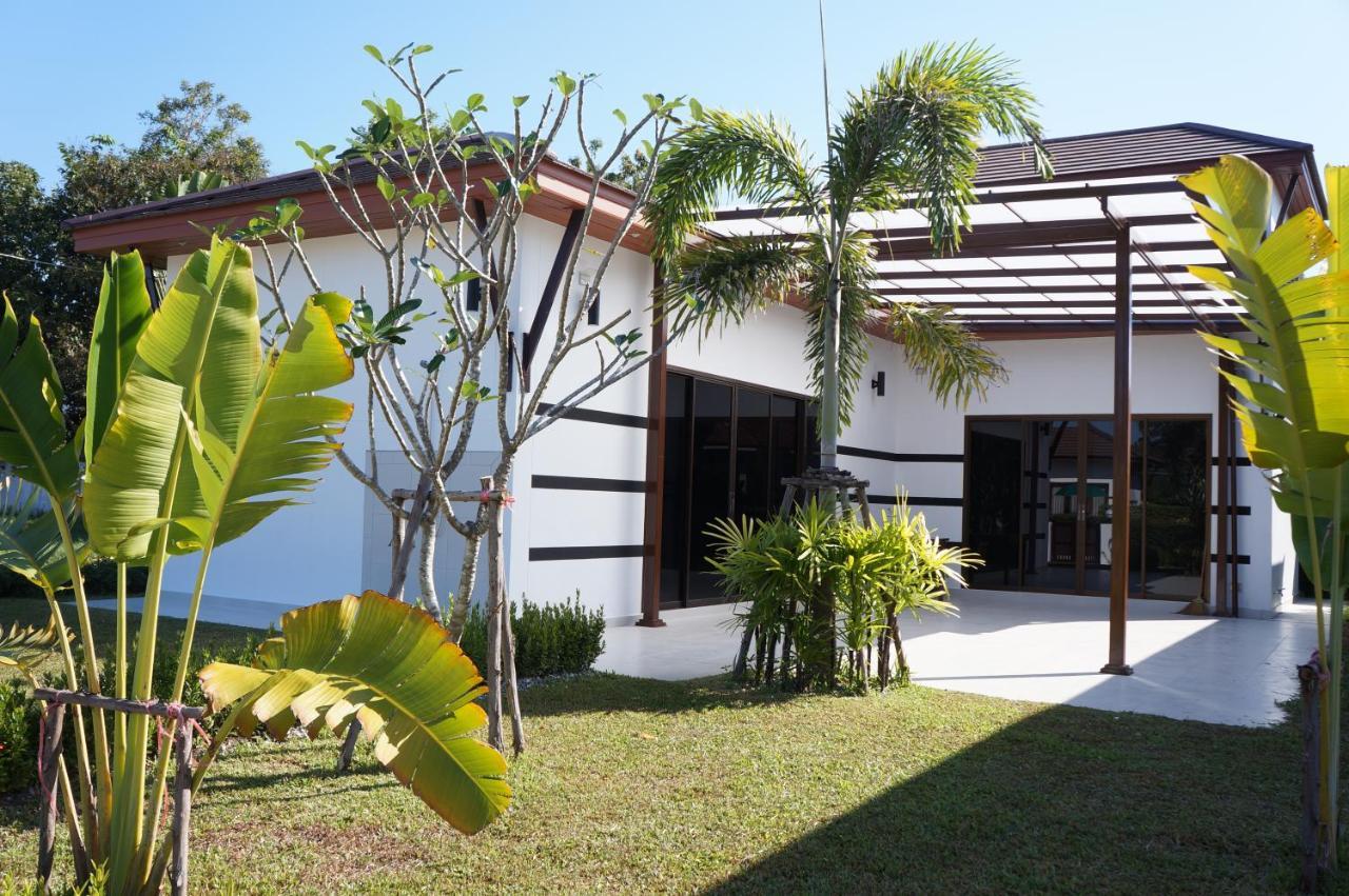 Tropicana Beach Villa At Vip Resort บ้านเพ ภายนอก รูปภาพ